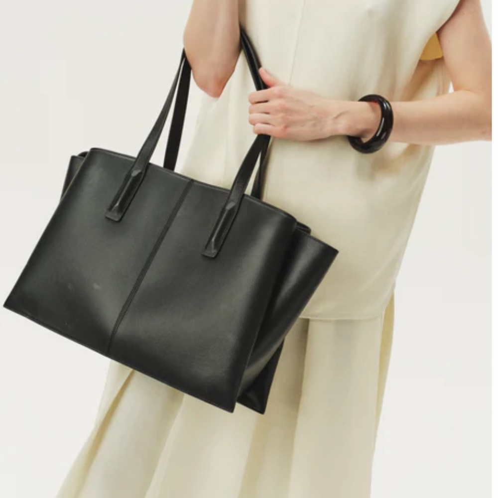FREJA 🖤 Paloma Black Tote Bag